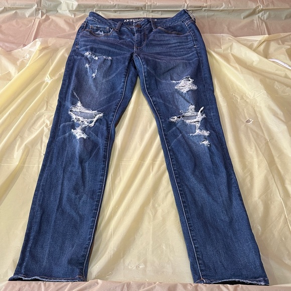 American Eagle Outfitters Women's Blue Distressed Jeans Size 4 - Picture 8 of 8
